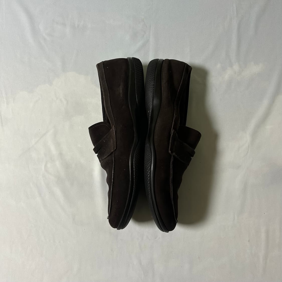 Prada sports suede dark brown loafers 상품이미지4