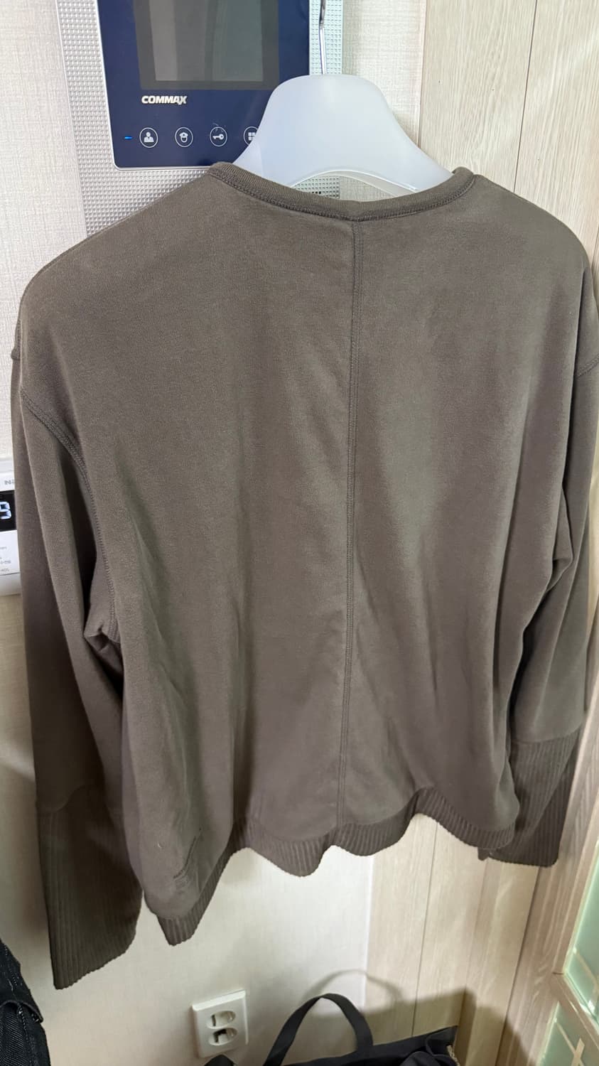 해칭룸 리버시블 레이어가디건 모카4 상품이미지2