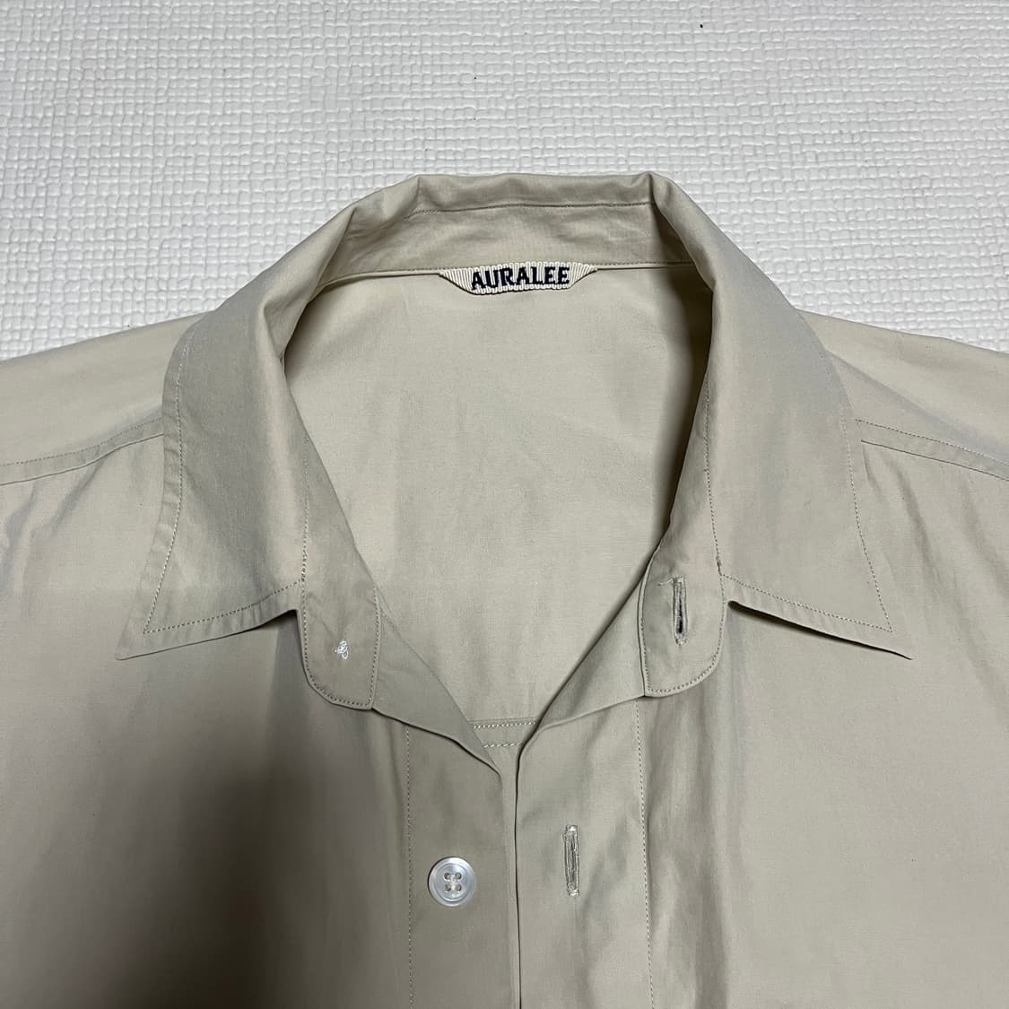 오라리 빅 하프 슬리브 셔츠 베이지 상품이미지3