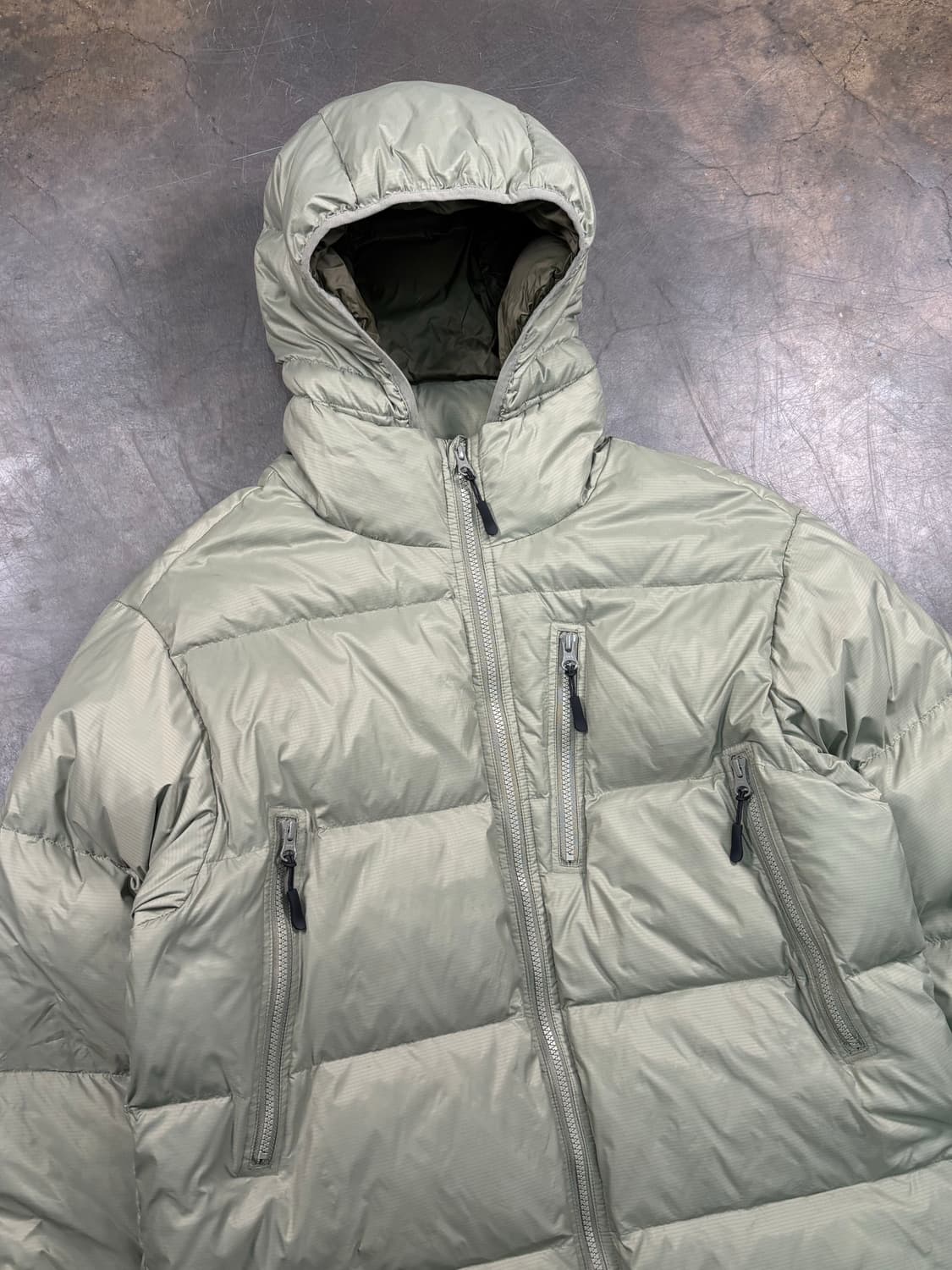 아웃스탠딩 마운틴 다운 패딩 상품이미지2