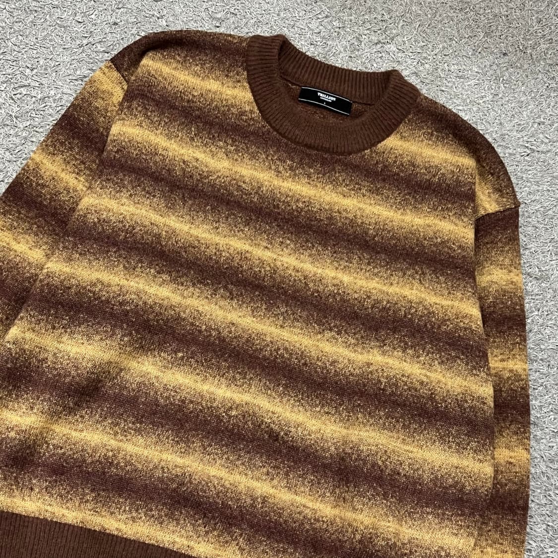 [100] 트릴리온 니트 상품이미지1