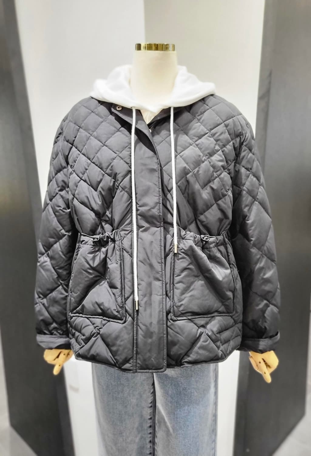보브 2022 퀼팅 구스다운 숏 패딩 66 사이즈 상품이미지1