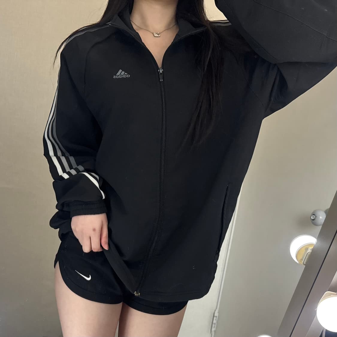 아디다스 삼선 로고 배색 그라데이션 져지 🤍🩶🖤 상품이미지1