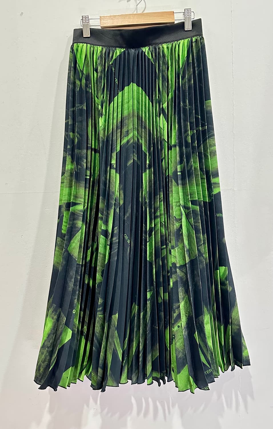 Off-White 그린 패턴 플리츠 스커트 40 매장판 상품이미지1