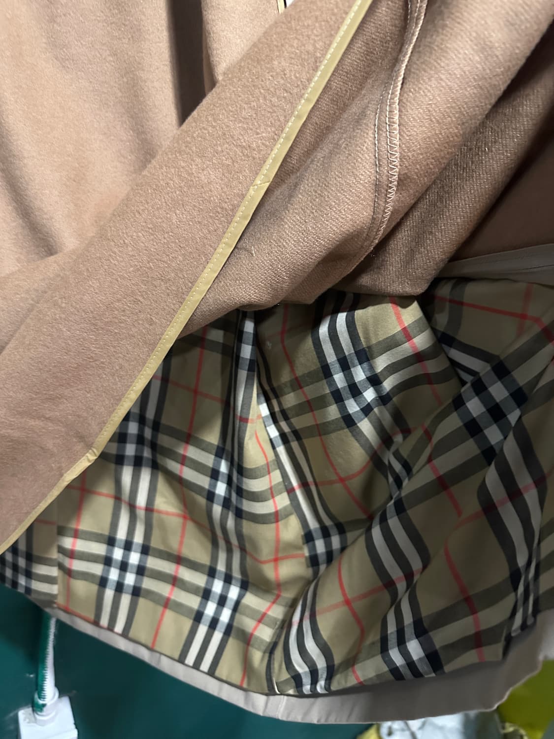 버버리 노바체크 여성더블트렌치코트 내피있음 상품이미지8