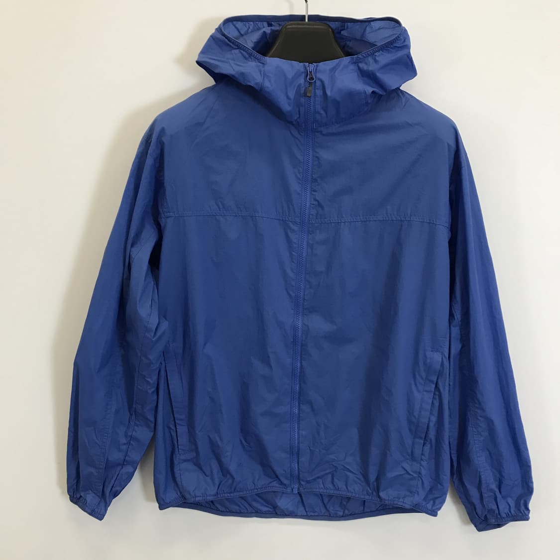 유니클로 포켓터블 UV프로텍션 파카 주머니있음[S] 상품이미지1