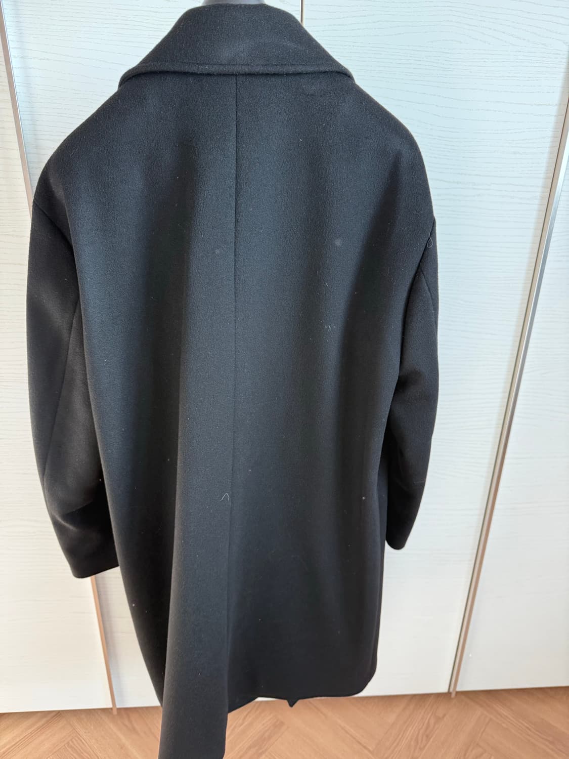 인사일런스 코트 팝니다 상품이미지3