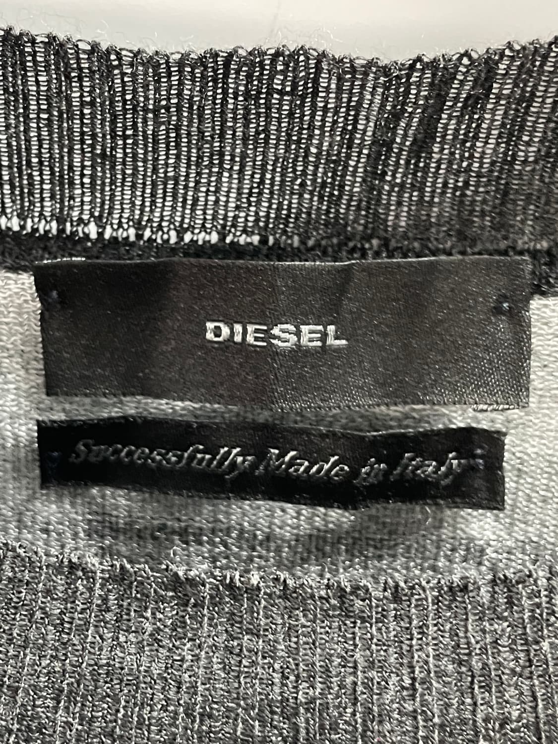 디젤 그라데이션 스트라이프 시스루 니트 (on.653) 상품이미지5