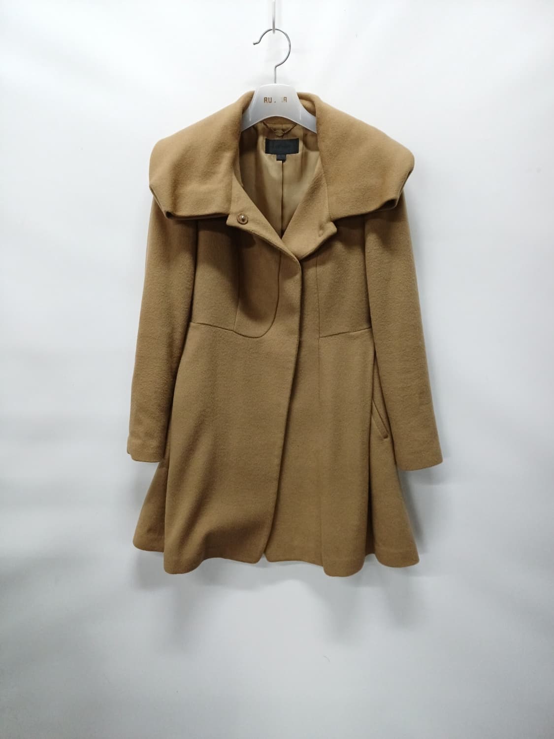 질스튜어트 여성 카라포인트 울캐시미어 코트 상품이미지1