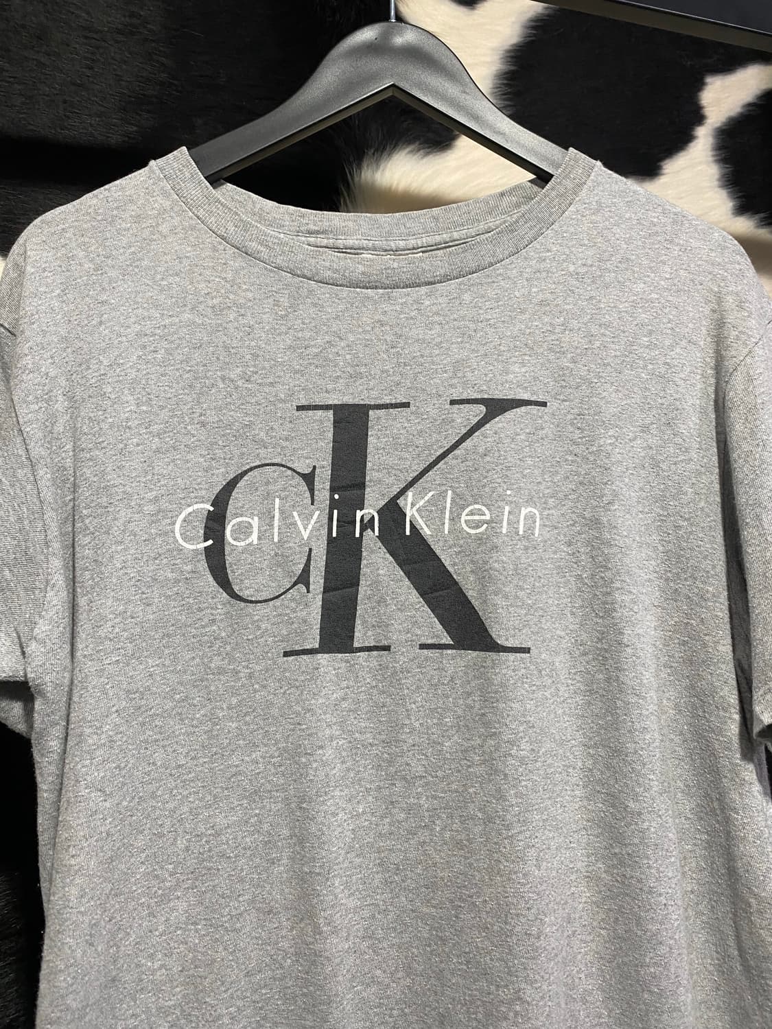 Calvin Klein 로고 프린팅 오버핏 반팔티셔츠 상품이미지3