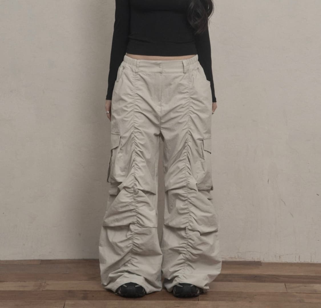카키포인트 파라수트 팬츠 라이트 그레이 상품이미지1