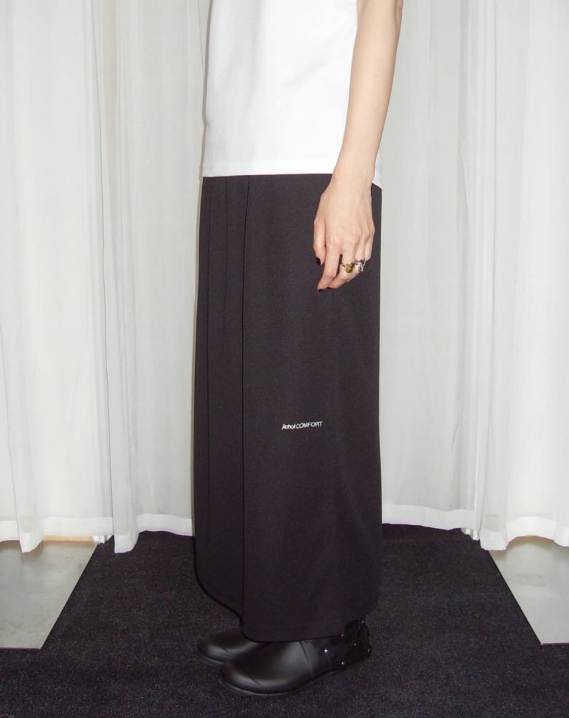 지초이컴포트 23-004 롱스커트 블랙 상품이미지2
