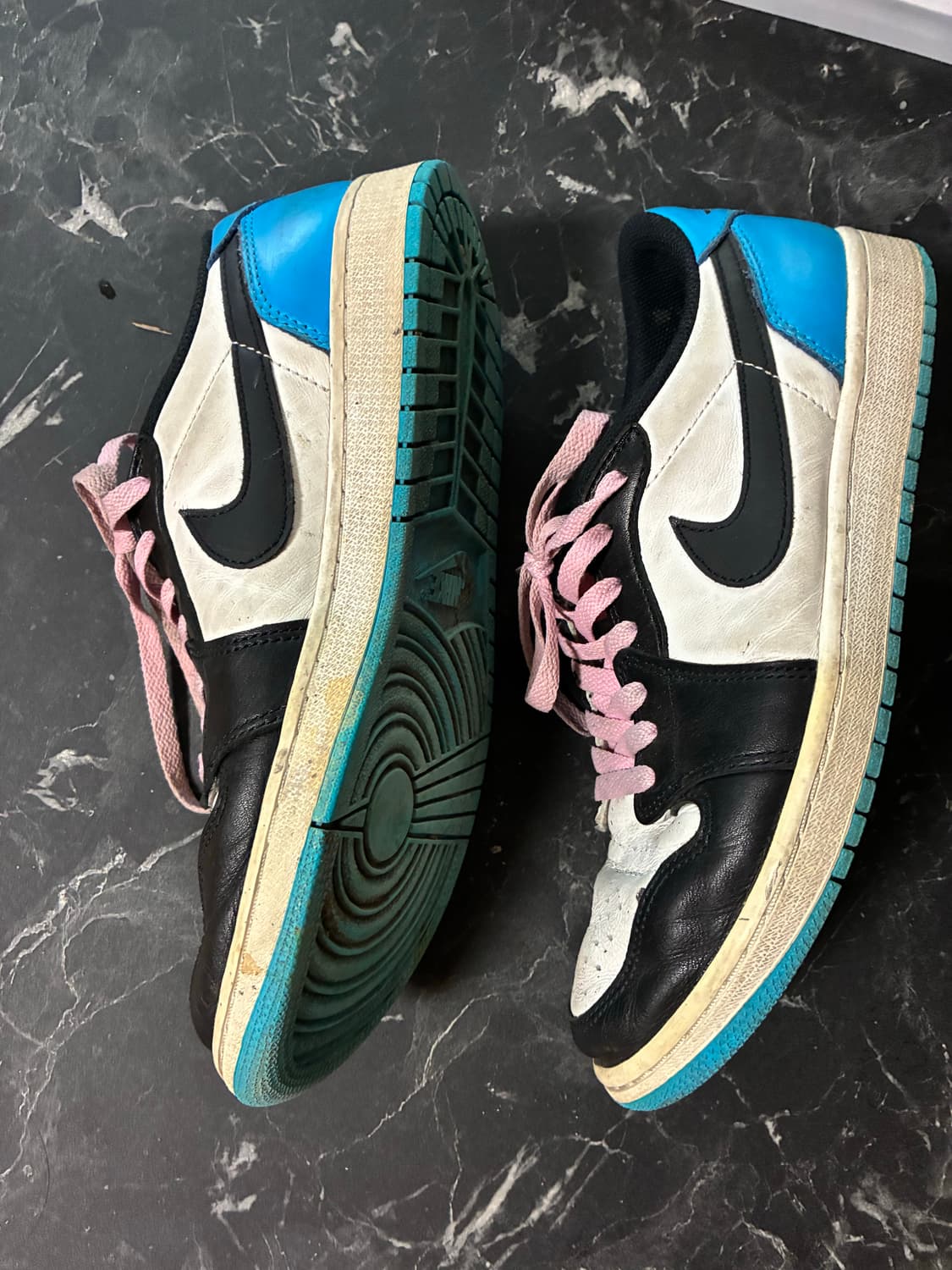 나이키 에어 조던1 로우 파우더 블루 상품이미지2