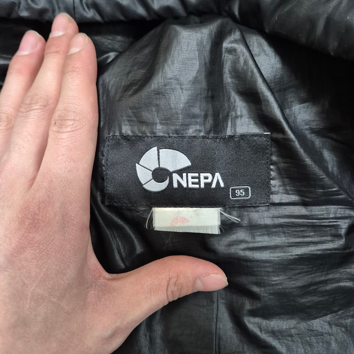 네파 산양 로고 덕다운 경량패딩 점퍼 M(95) 상품이미지5