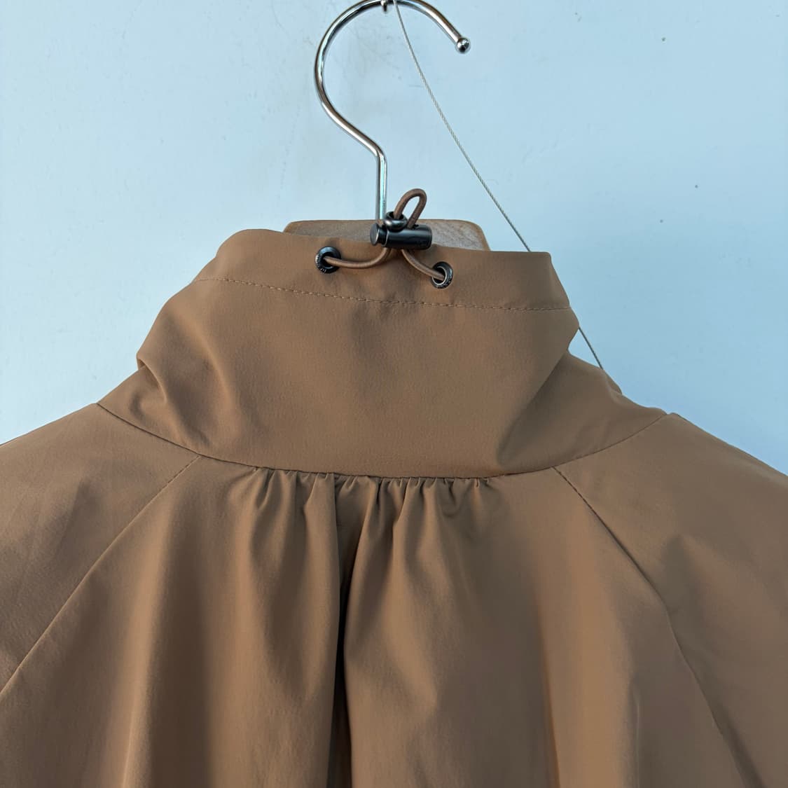 데니스 골드 브라운 바람막이 점퍼 상품이미지5