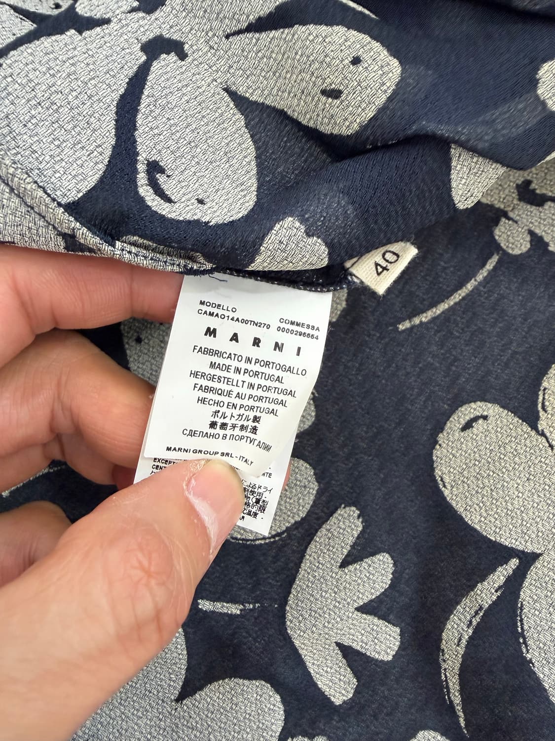 정품) 마르니 오버핏 플라워 프린트 블랙 블라우스 40 상품이미지6