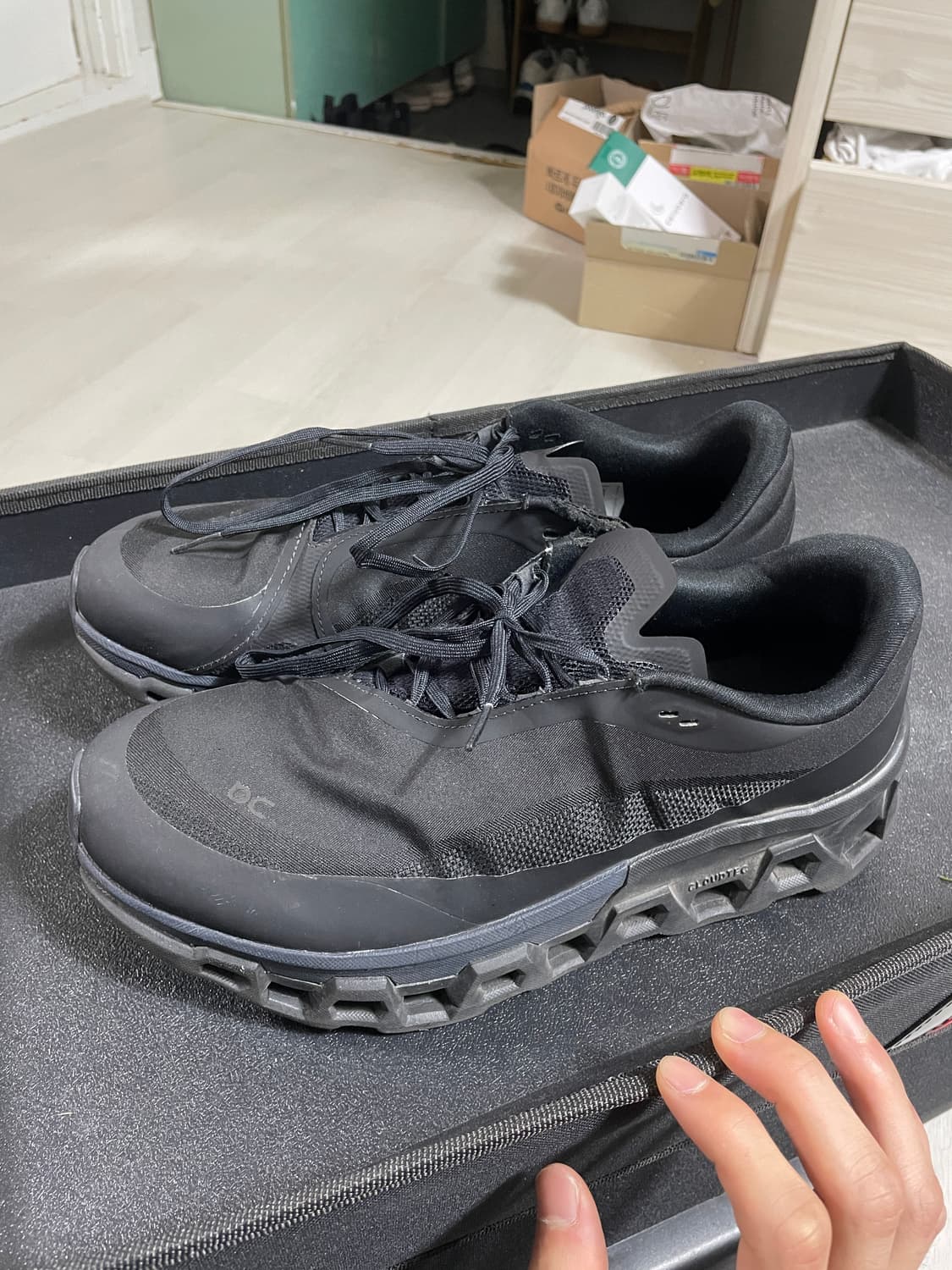 온파프 클라우드몬스터 블랙 상품이미지1