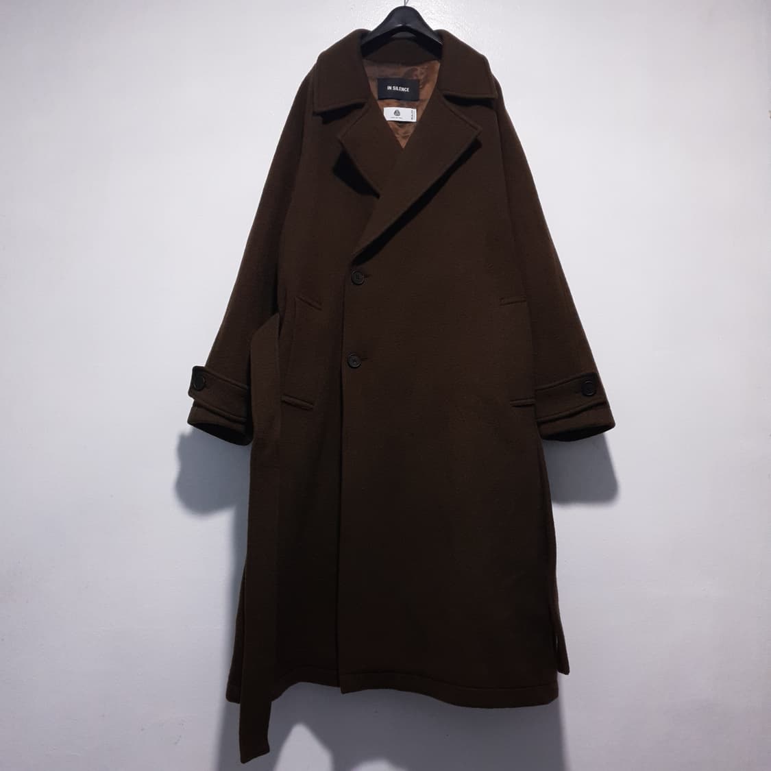 실측 XL) 인사일런스 신형 20FW 헤비 울 트렌치 코트 브라운 울마크 상품이미지4