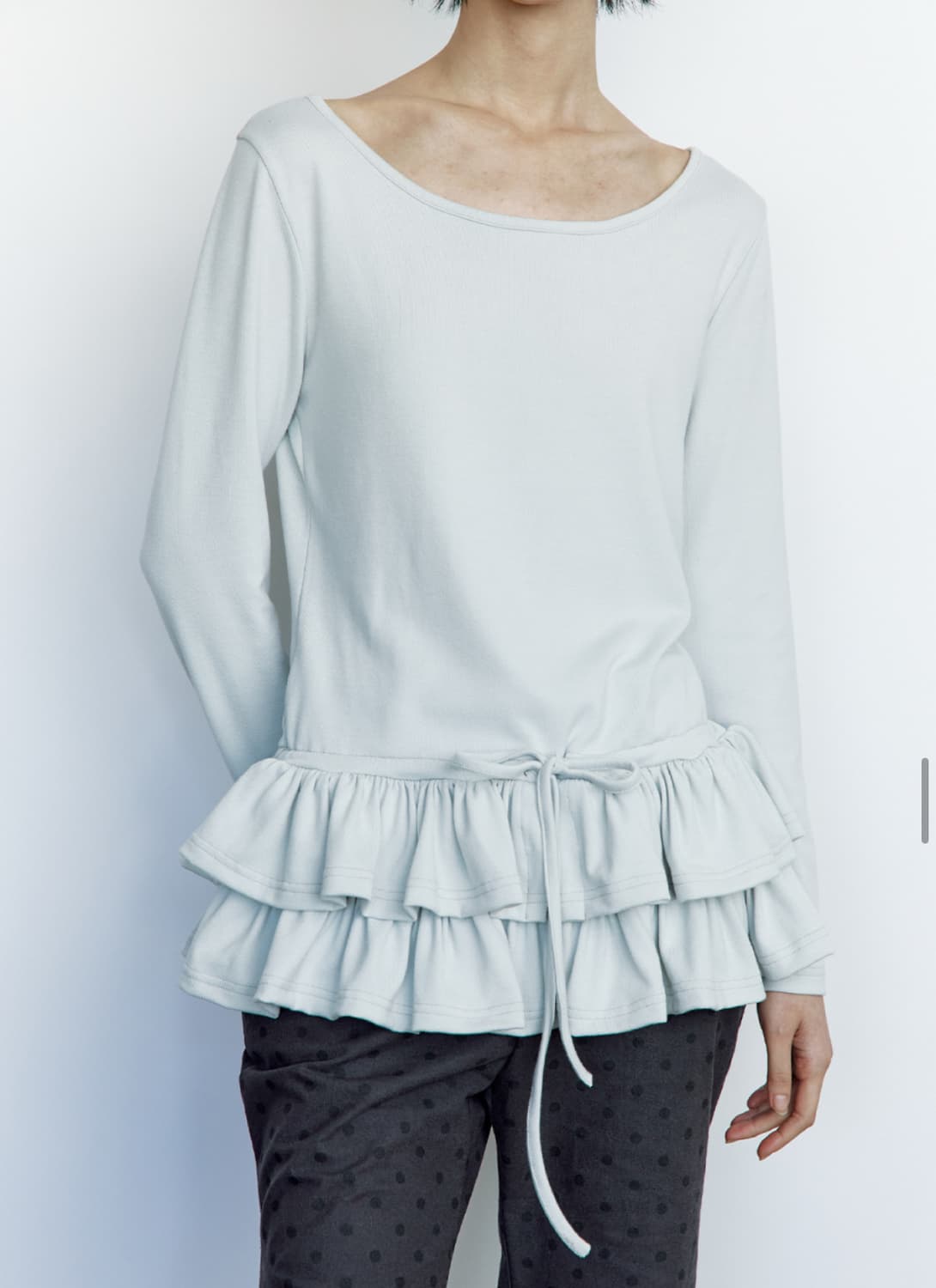 러프넥 러플 플레인 티셔츠 애쉬 상품이미지3