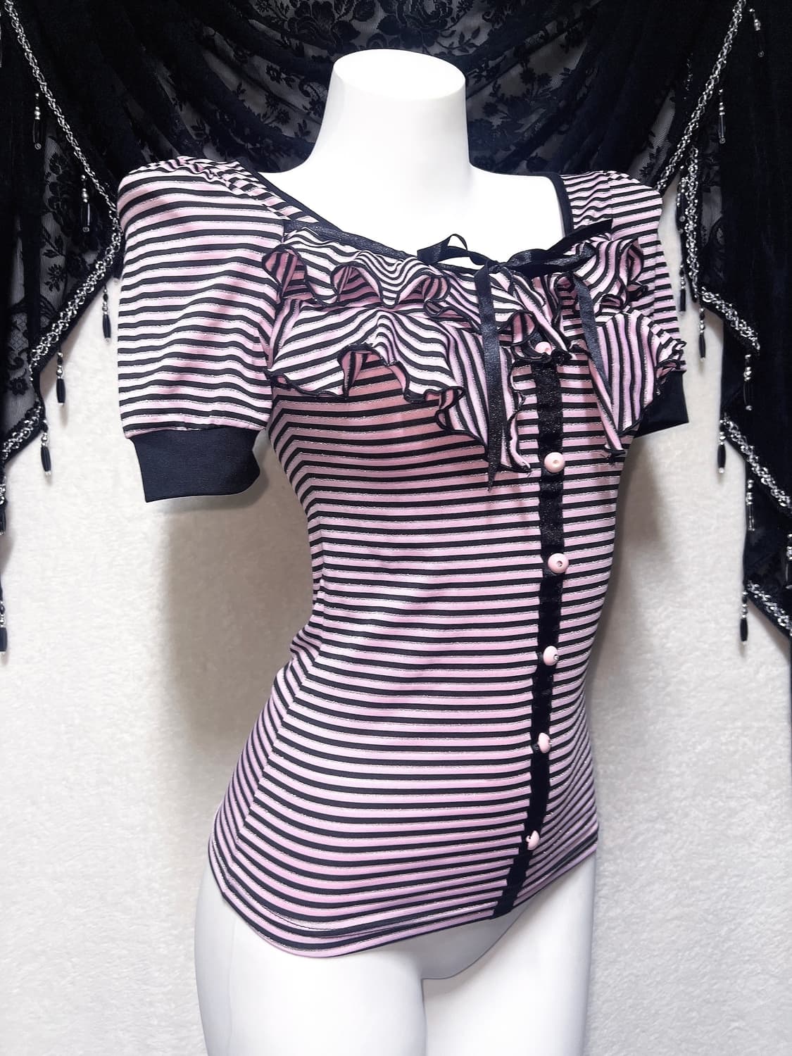 세실맥비 히메갸루 로맨틱 러블리 핑크 스트라이프 프릴 로걀탑 백트임 오네 상품이미지1