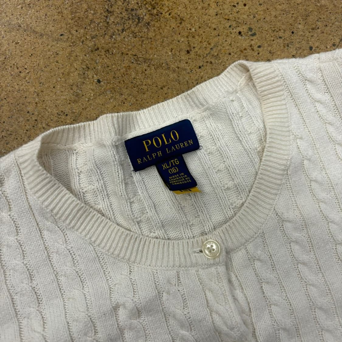 폴로 랄프로렌 흰핑 화이트 딸기우유 로고 꽈배기 니트 가디건  상품이미지5