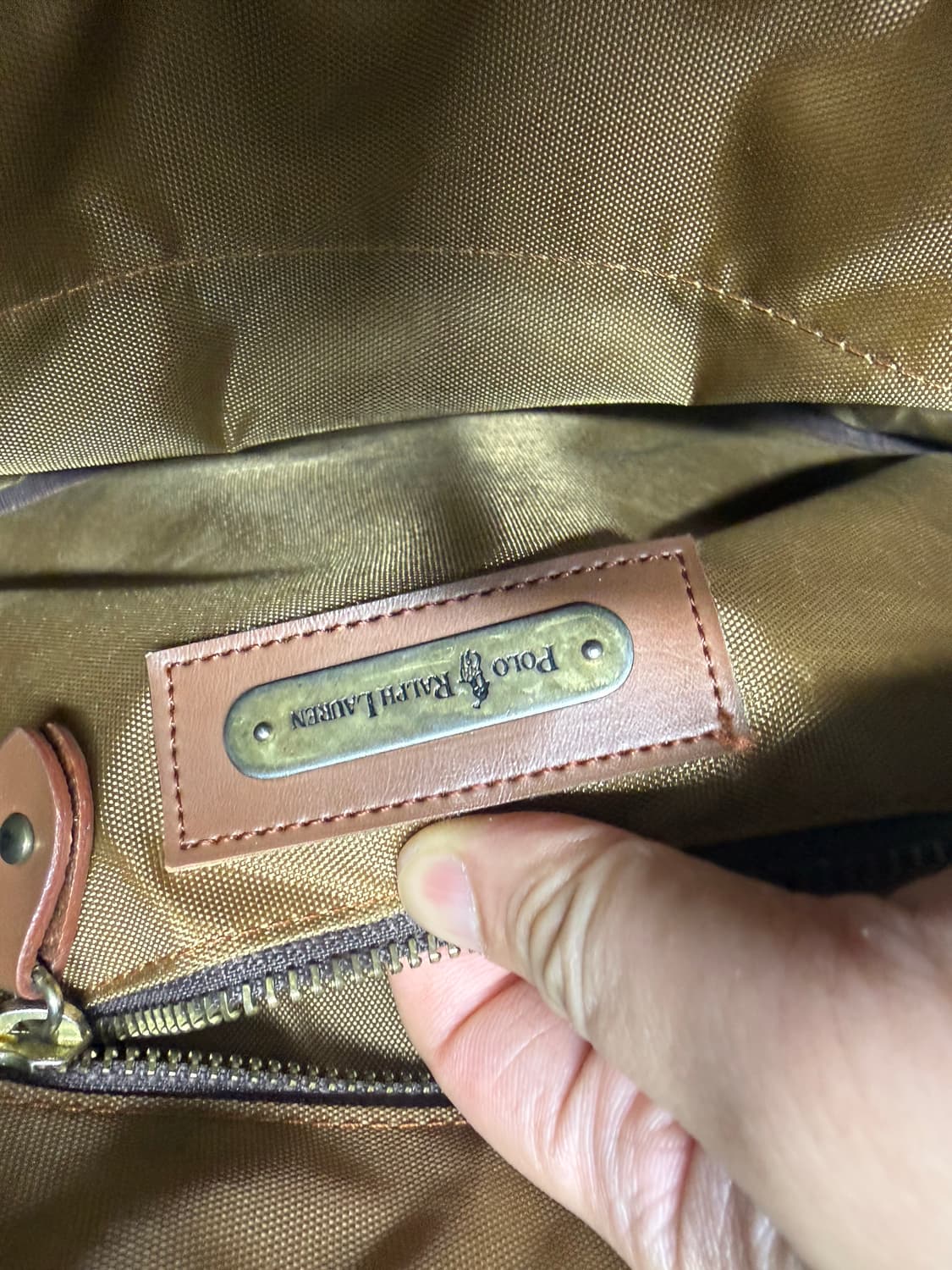 폴로 랄프로렌 블랙와치 타탄체크 크로스백 상품이미지4