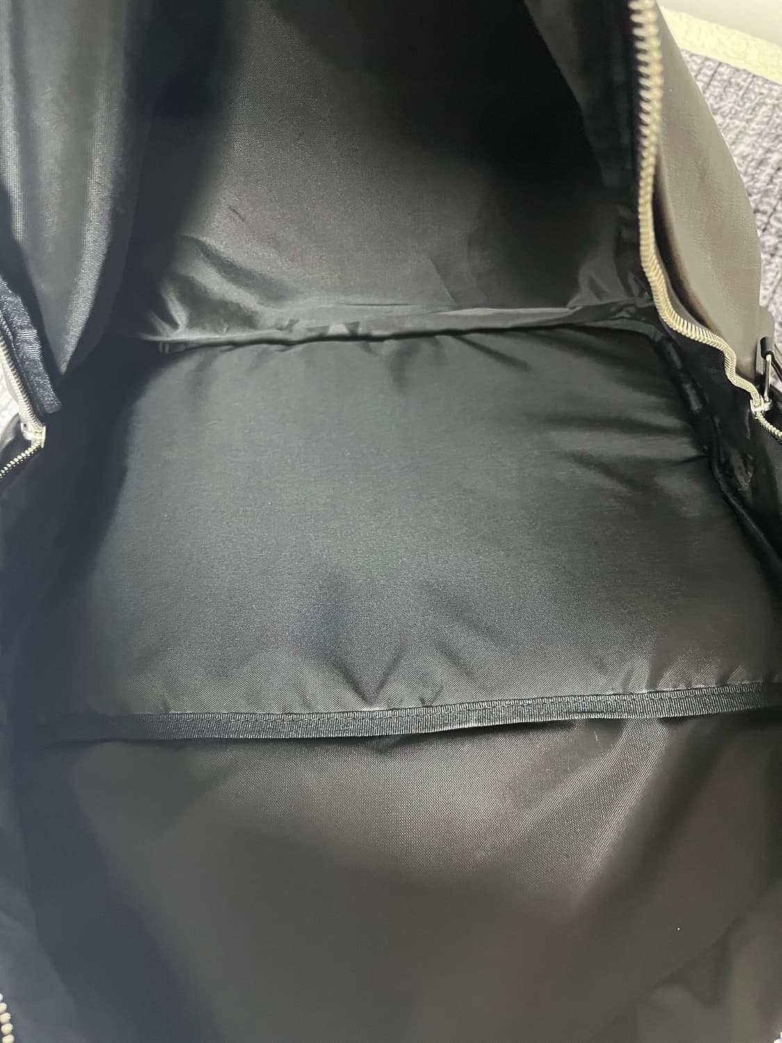 칼하트 norwich backpack 레더백팩 상품이미지3