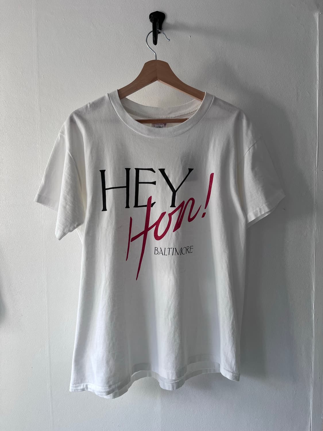 hey hon! baltimore t-shirt 상품이미지1