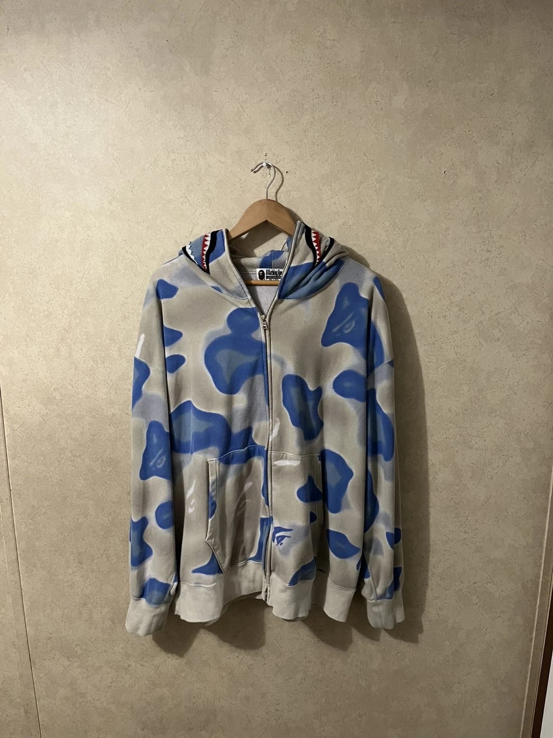베이프 리퀴드 카모 샤크 풀 후드집업 블루 상품이미지1