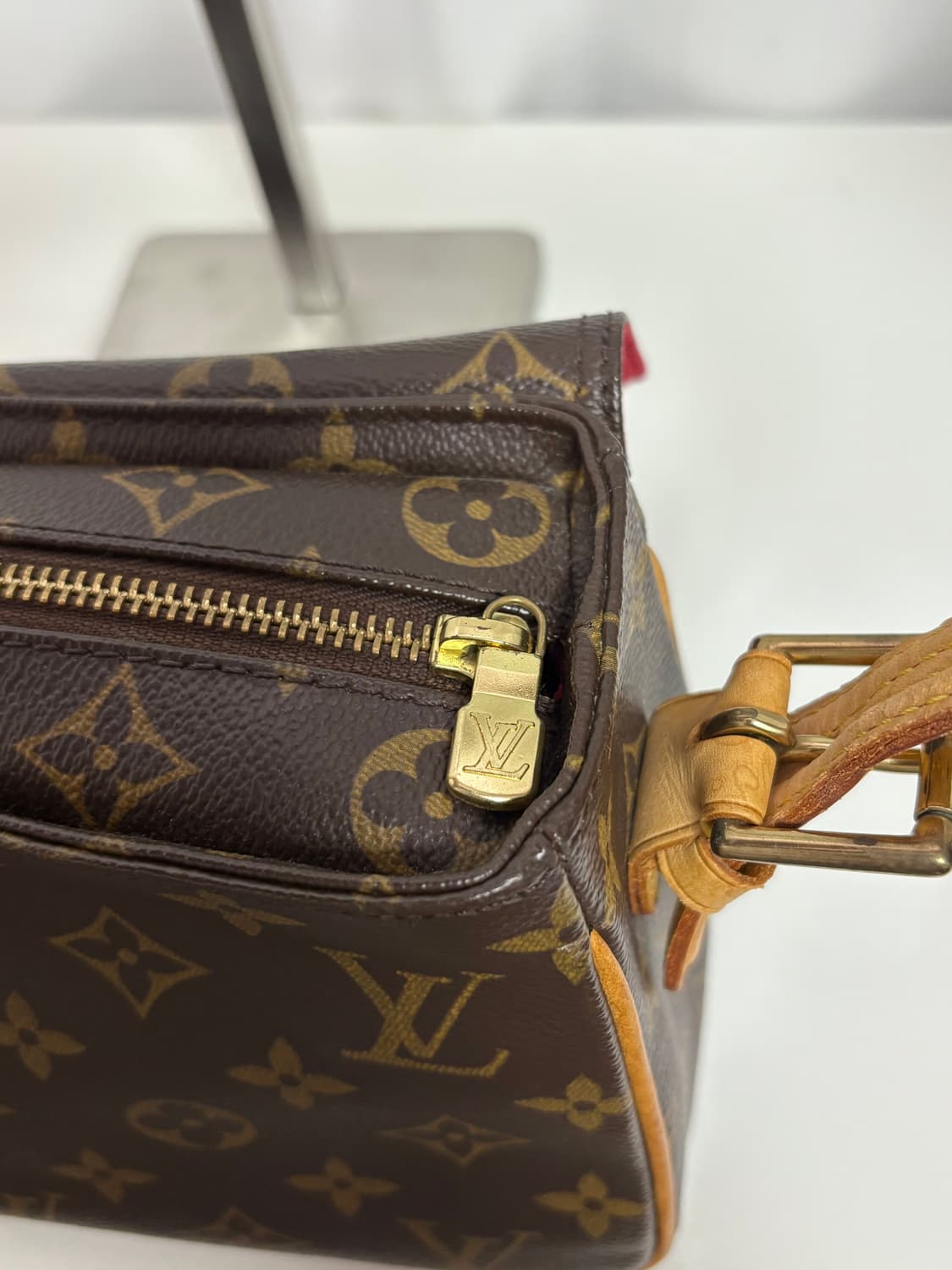 루이비통 비바시떼 mm 숄더백 상품이미지7