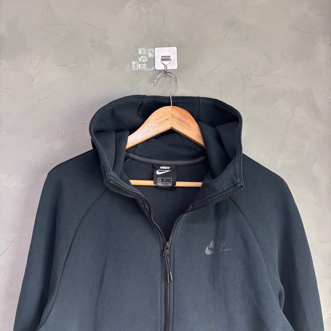 나이키 테크팩 후드집업 블랙 상품이미지2