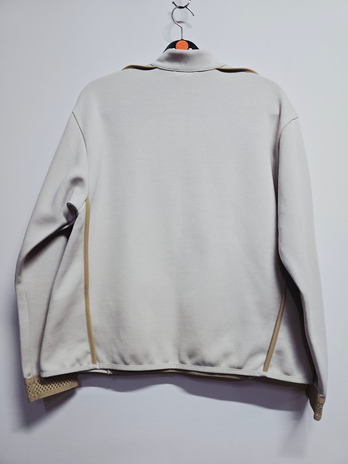 아디다스 테렉스 하프집업 맨투맨 아이보리 상품이미지5