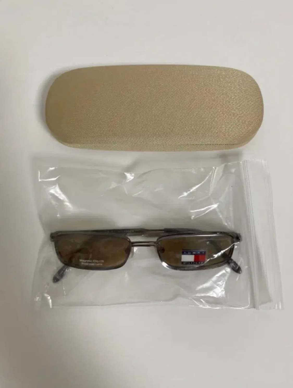 1992년 TOMMY HILFIGER 안경태&선글라스 OG 상품이미지7