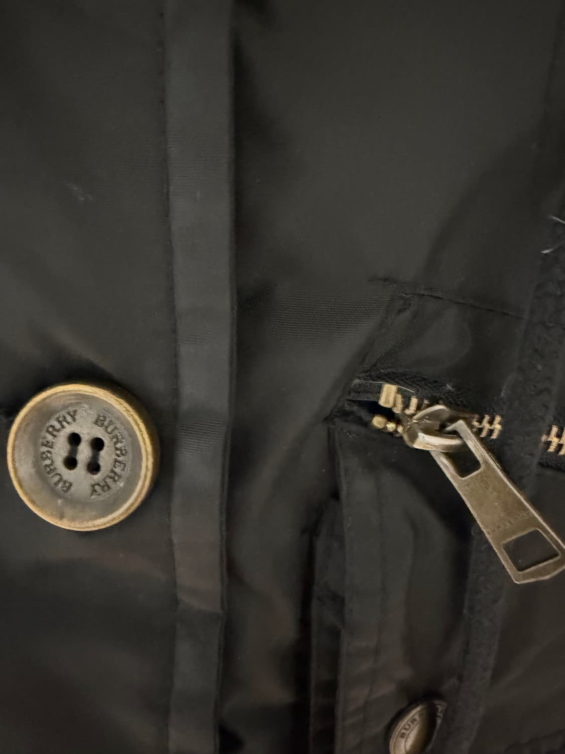 버버리 브릿 폭스퍼 구스다운 패딩 M(66) 상품이미지4