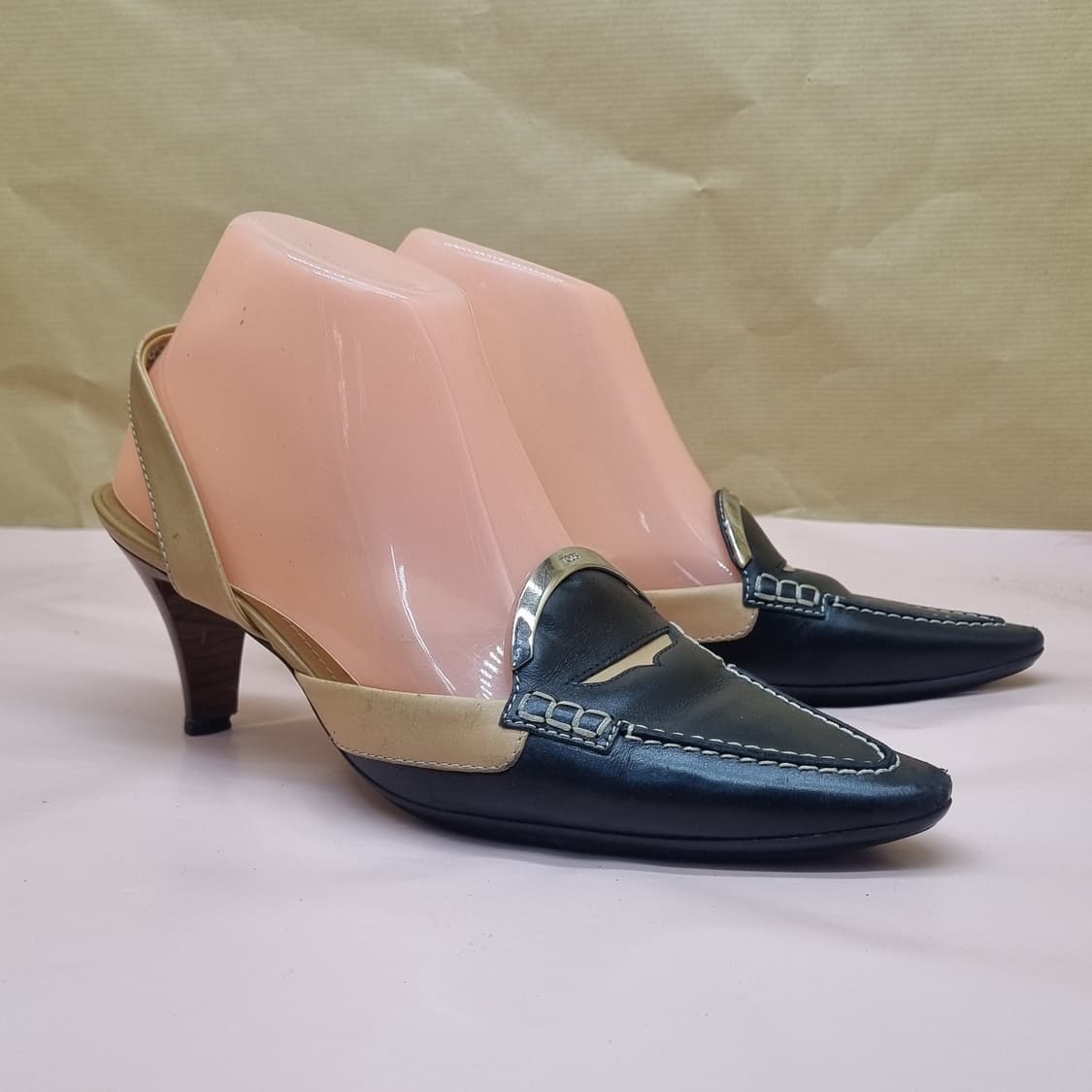 토즈 슬링백240 굽7.5 상품이미지1