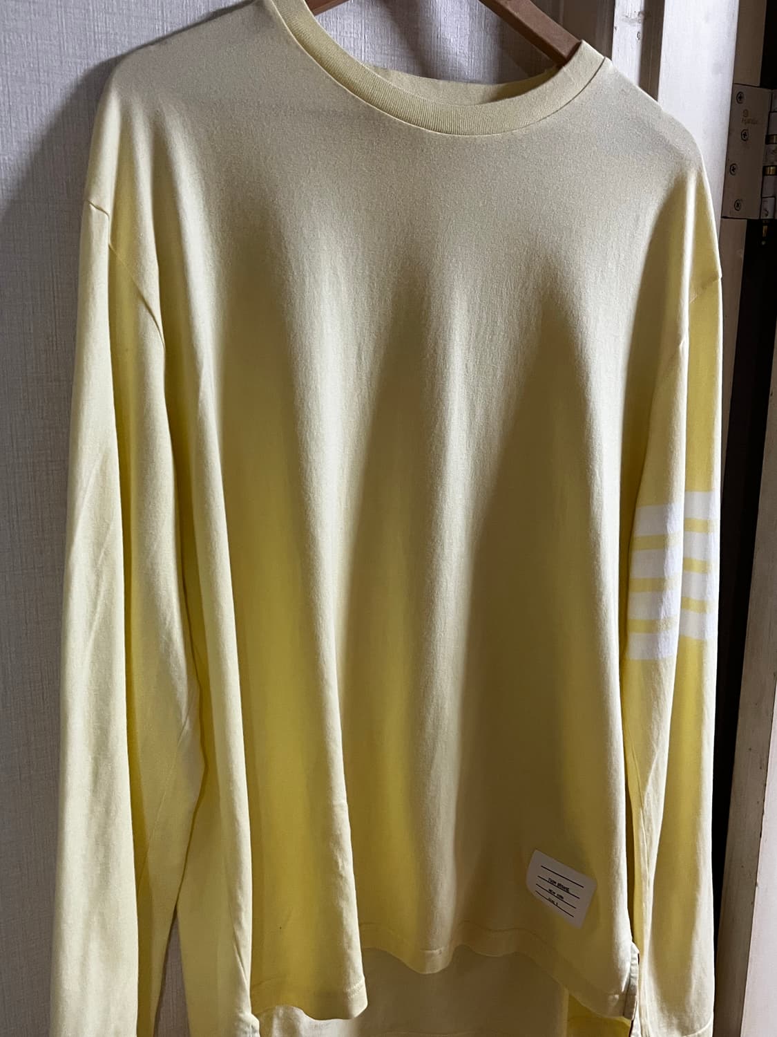 톰브라운 롱슬리브 옐로우 사이즈5 상품이미지2