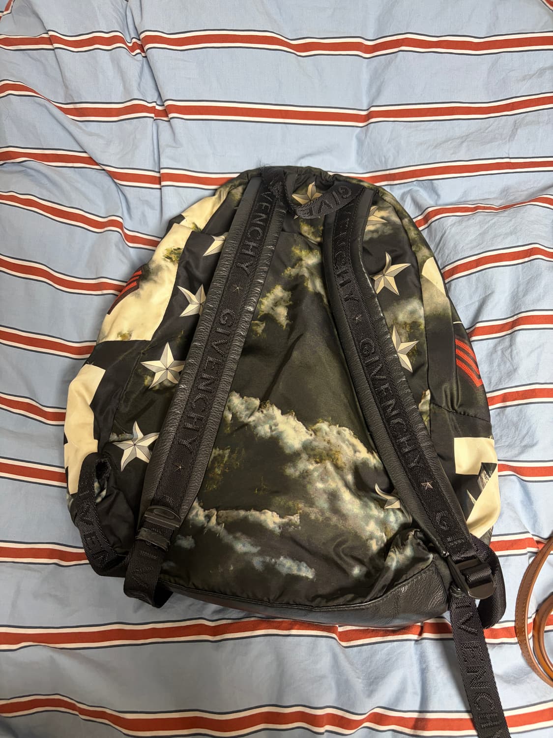 지방시 Givenchy 프린트 백팩 상품이미지2