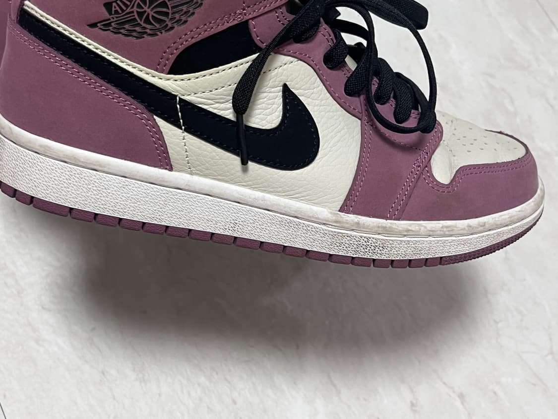 나이키 조던1 미드 멀베리 240 상품이미지4