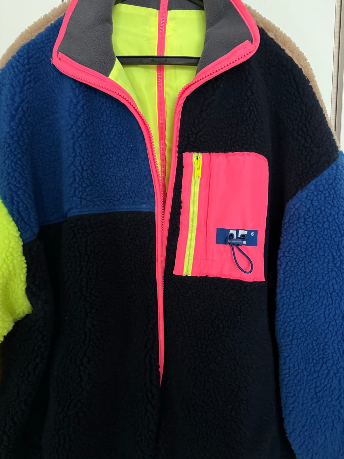 아더에러 상품이미지2