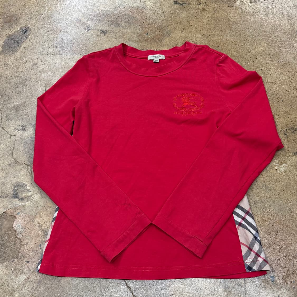 [정품/L] 버버리 레드 긴팔 티셔츠 b17 상품이미지2