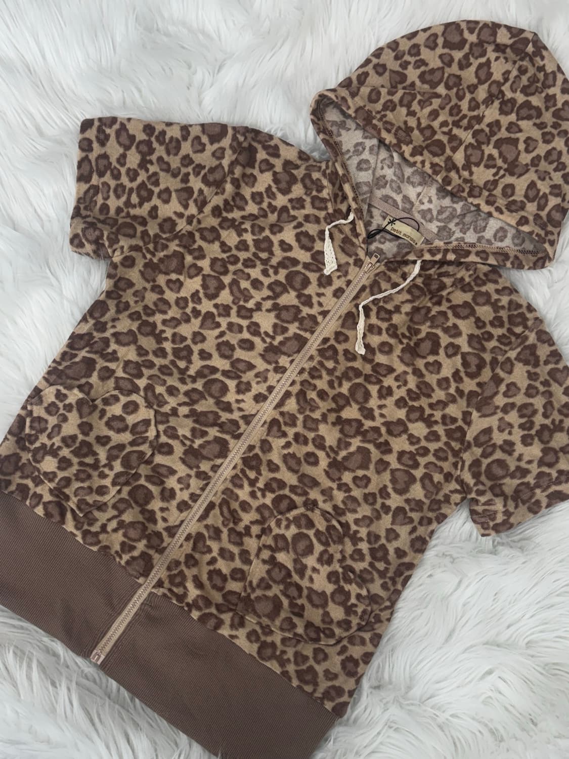 leopard hood short-sleeved zip-up 상품이미지4