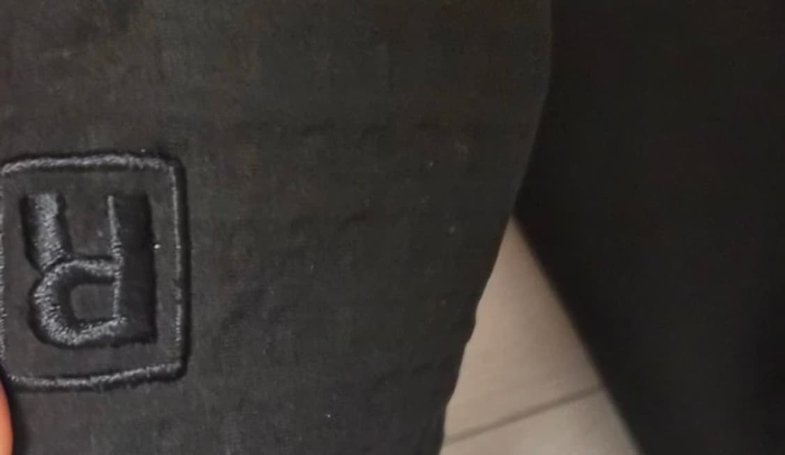 파타고니아 블랙 R2 자켓 M 사이즈  상태 9.0/10  하자 물론 없 상품이미지3