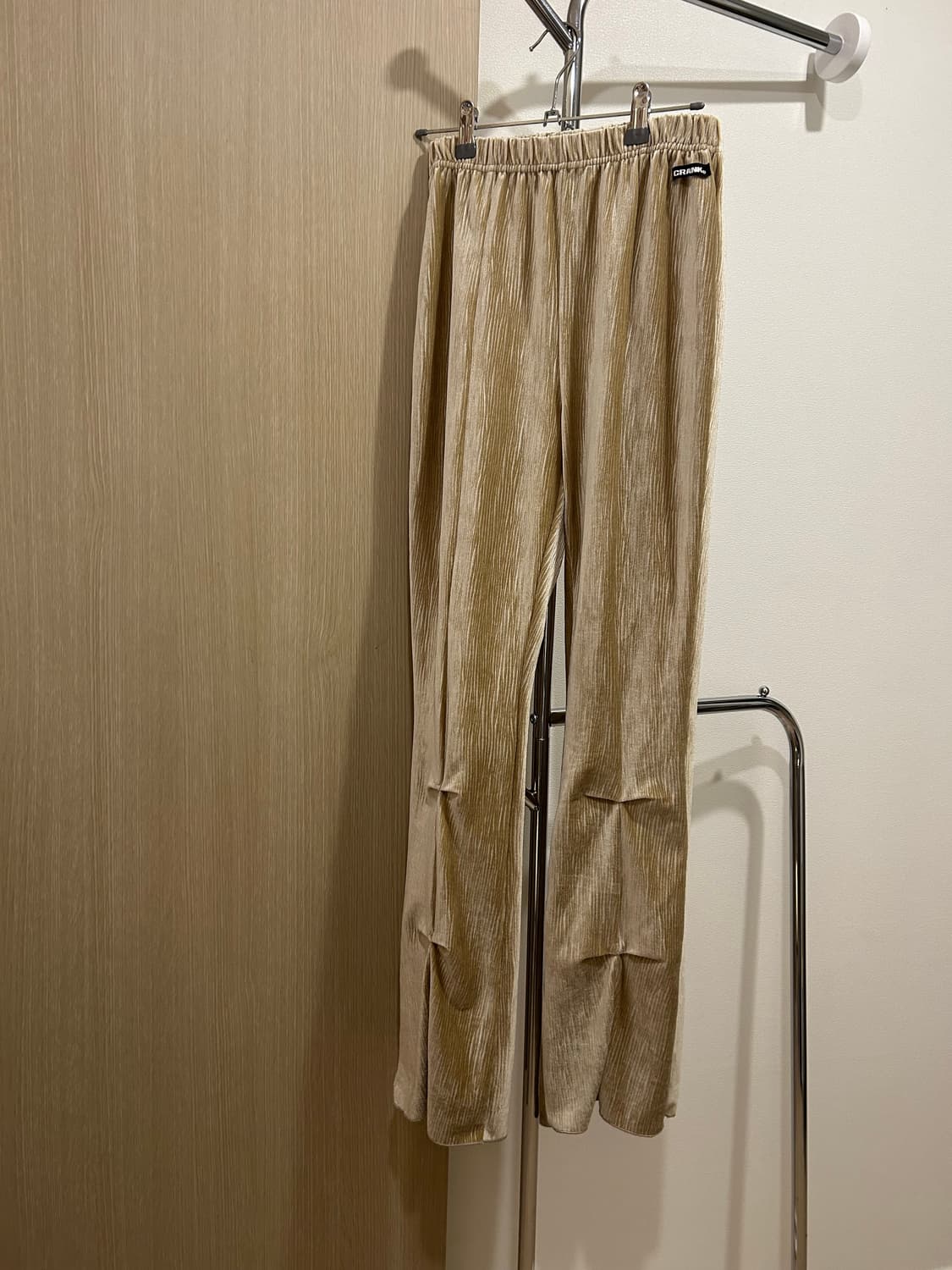 크랭크 핀턱 벨벳 팬츠 상품이미지3