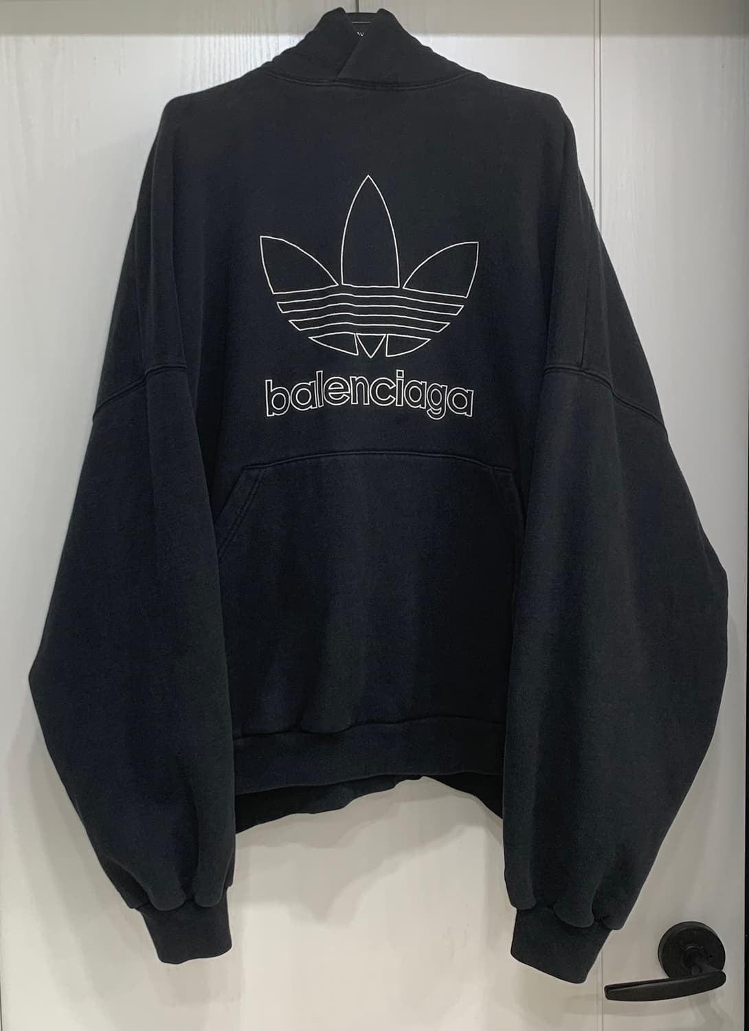 [3]발렌시아가X아디다스 후드티셔츠 블랙 상품이미지1