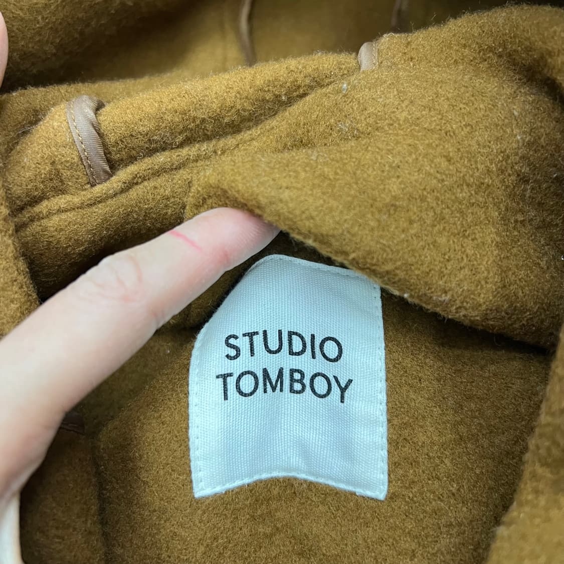 스튜디오톰보이 브라운 떡볶이코트 상품이미지2