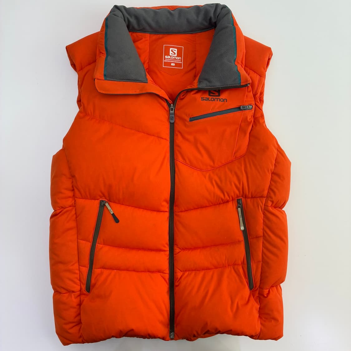 Salomon  살로몬 로고 소프트웰 베스트 푸퍼 패딩 상품이미지3