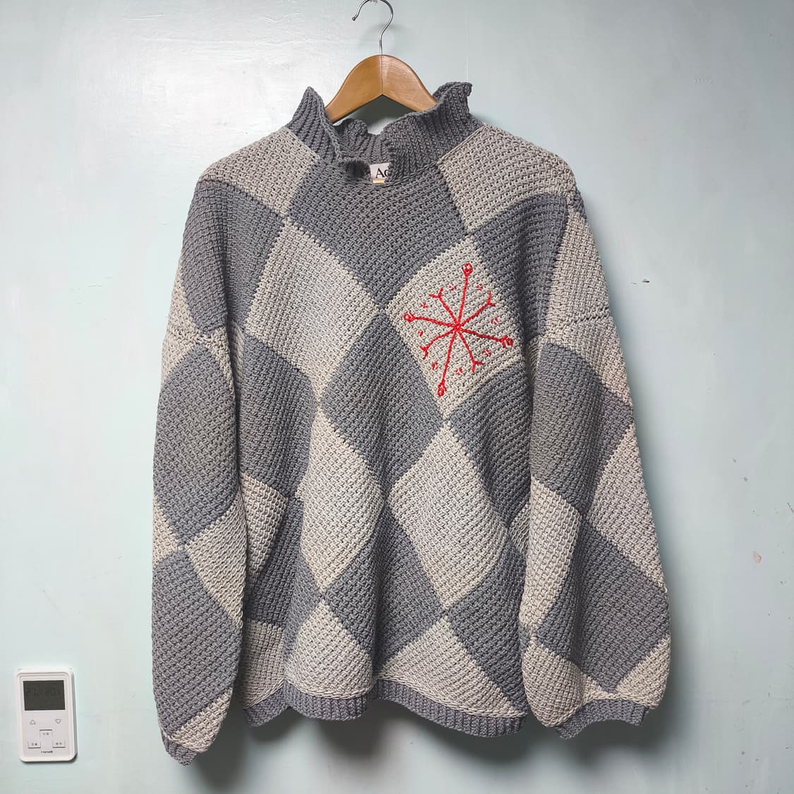 [L/XL] Adish 아디쉬 로타 핸드니트 카라 스웨터 상품이미지1