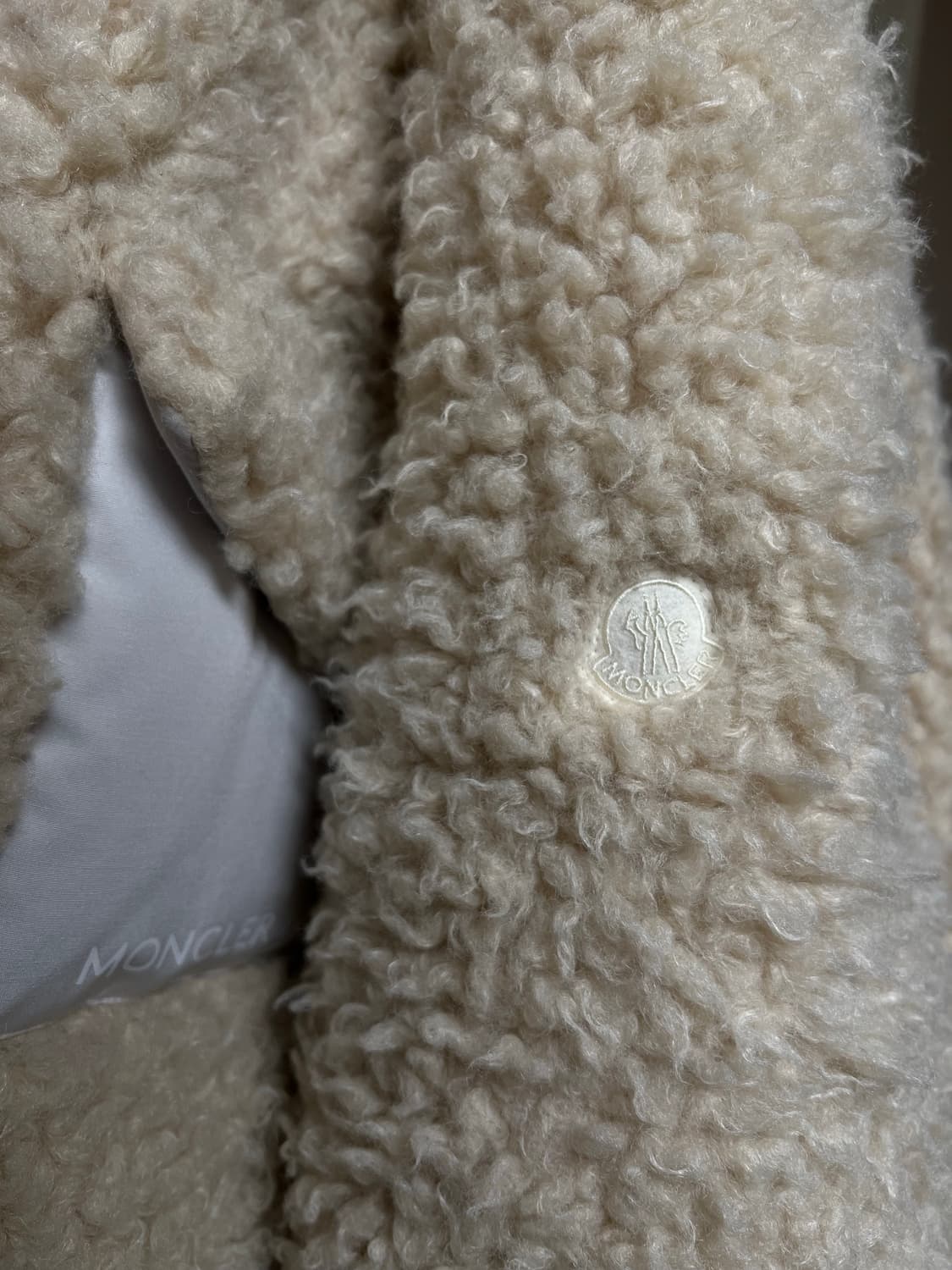 몽클레어 리버시블 1952 양털 패딩 (🔥톰포드 아우터 교환 적극 환영 상품이미지6