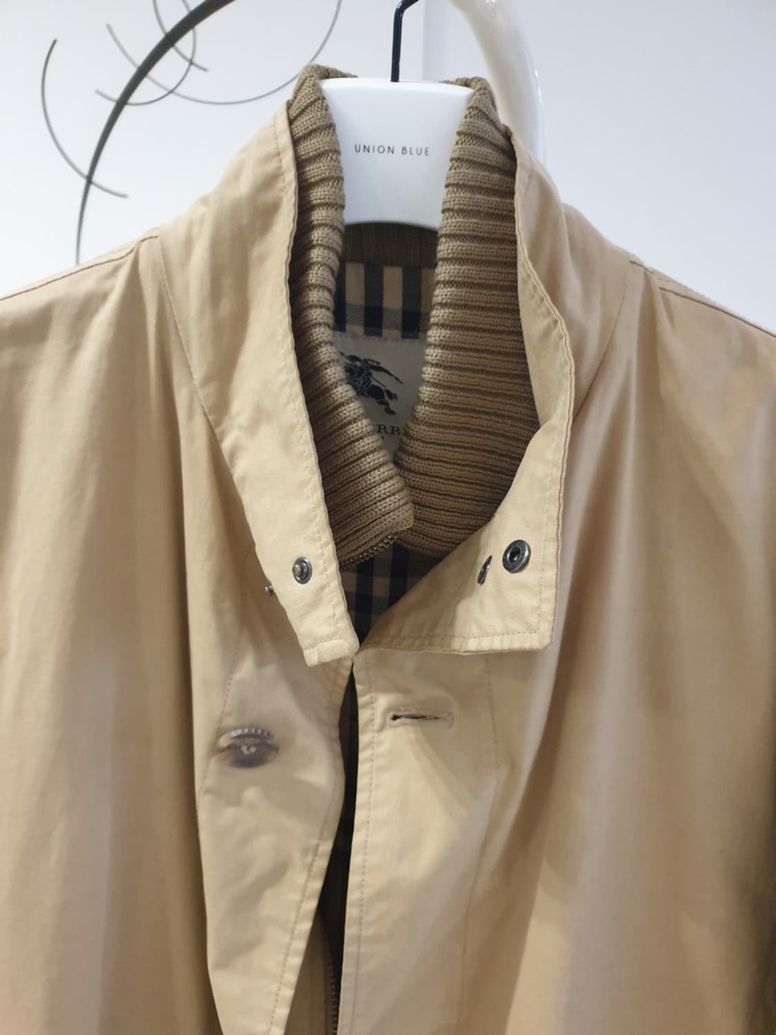 버버리 남성 경량+ 트렌치 아우터  상품이미지5