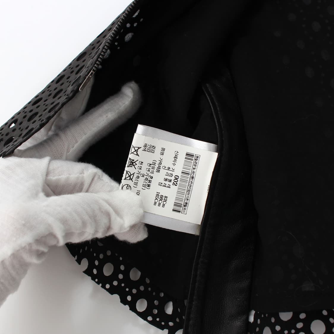 띠어리 Theory 리얼 양가죽 펀칭 나시 슬리브리스 지퍼 블라우스 상품이미지8